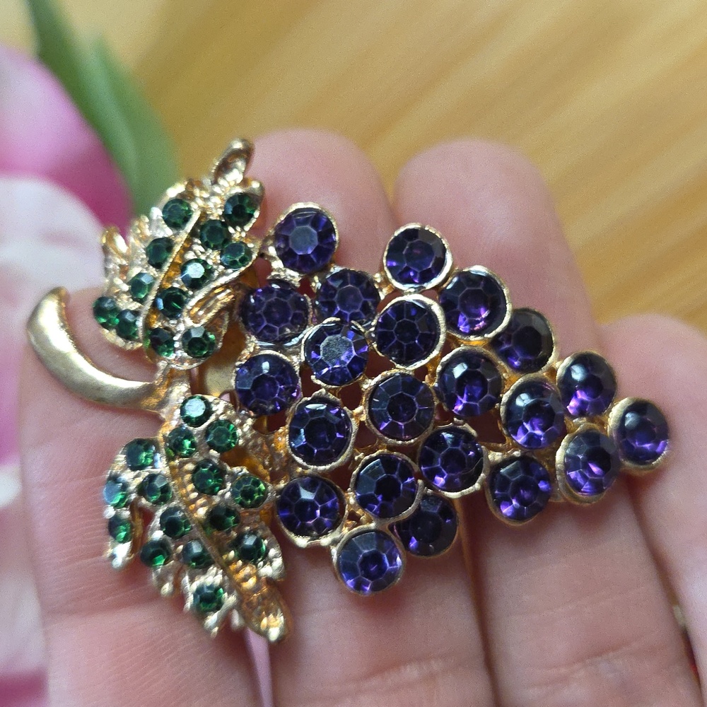 Elegant Silver and Gold Brooch Set of 3 - Picture 4 of 4